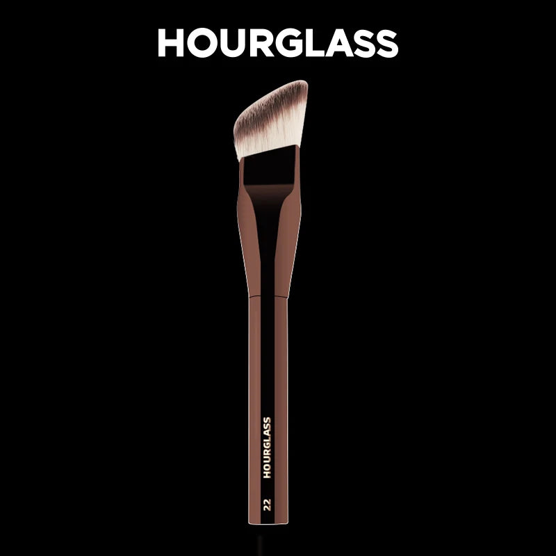 HOURGLASS Angled Liquid Foundation Brushes